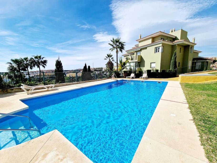 Royal Golf View: 2Br, Pools & Ac Apartment Sitio de Calahonda Exterior photo