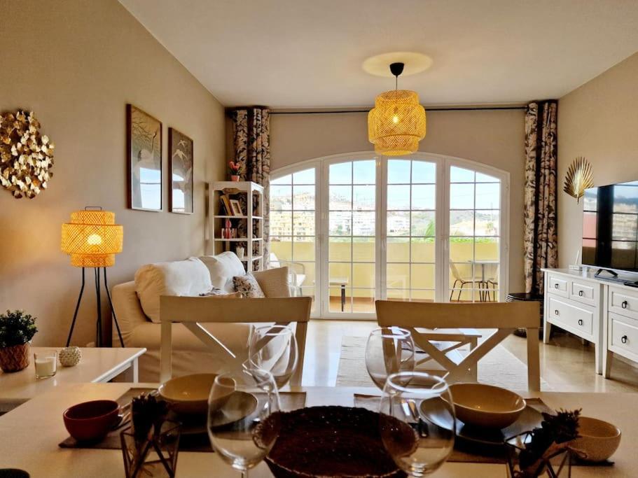 Royal Golf View: 2Br, Pools & Ac Apartment Sitio de Calahonda Exterior photo