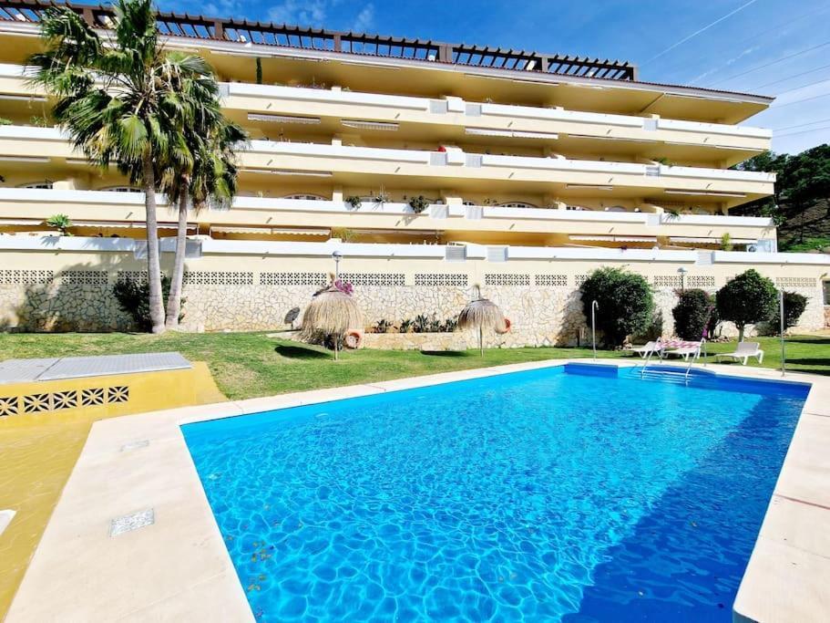 Royal Golf View: 2Br, Pools & Ac Apartment Sitio de Calahonda Exterior photo