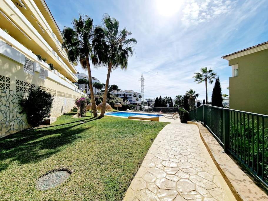 Royal Golf View: 2Br, Pools & Ac Apartment Sitio de Calahonda Exterior photo